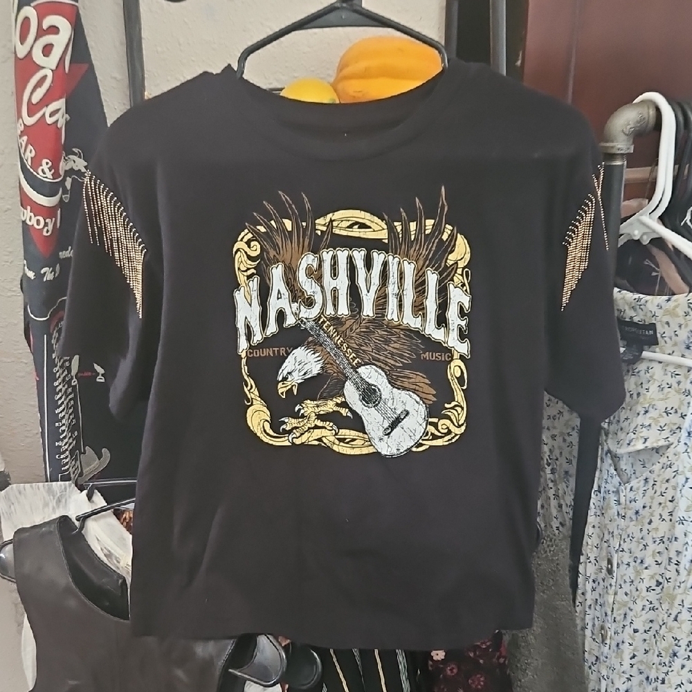 Black Short Sleeve Graphic Tee with Nashville Print